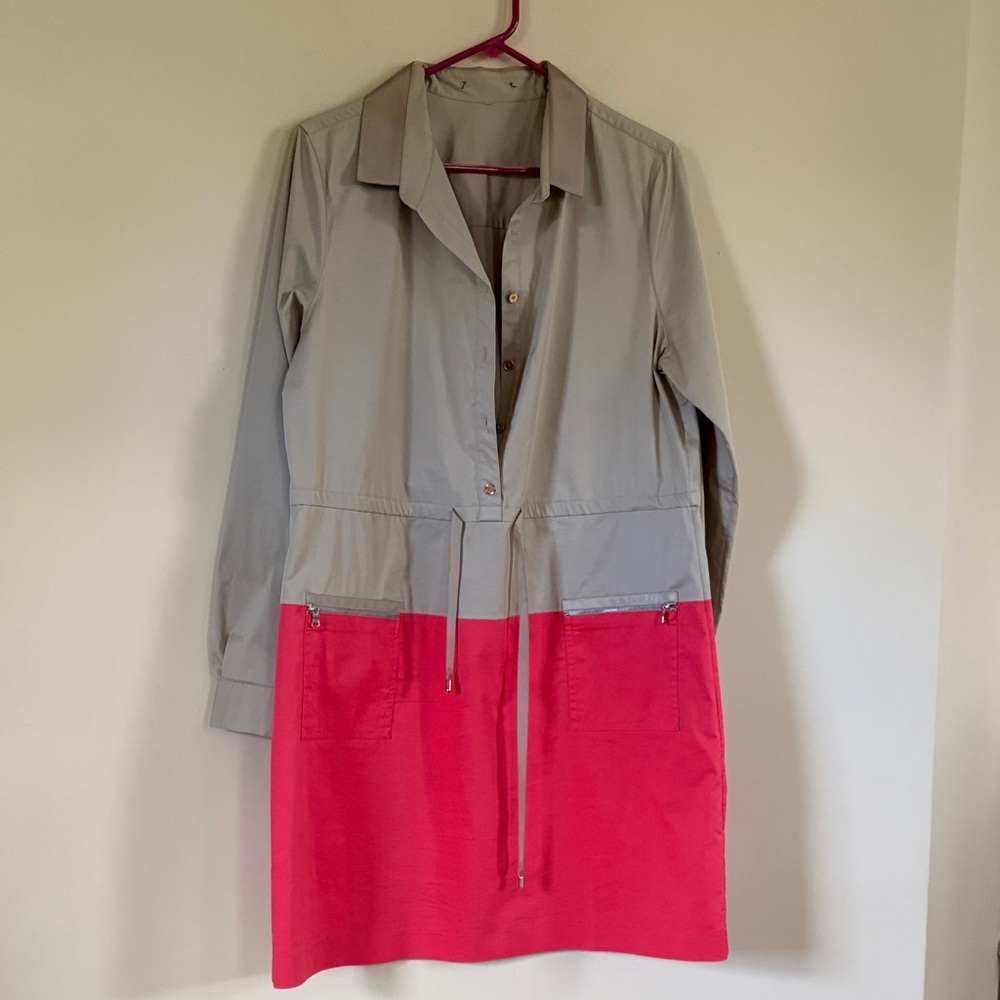 Elie Tahari Salmon/Khaki Long Sleeve Dress with gold buttons b20